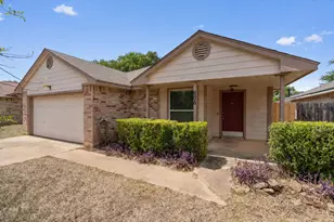 606 David Curry Dr, Round Rock, TX 78664 - Photo 1