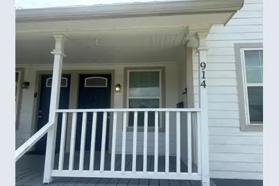 914 W Lynwood Avenue, San Antonio, TX 78201 - Photo 2