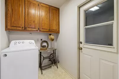 307 Cherrywood Circle, Taylor, TX 76574 - Photo 24