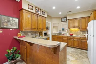 307 Cherrywood Cir, Taylor, TX 76574 - Photo 16