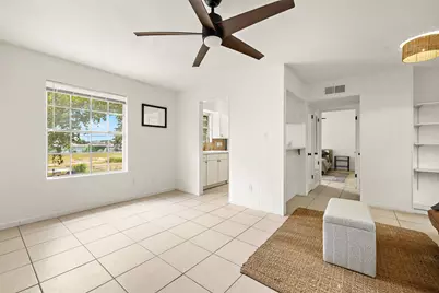 1700 Houston Street #203, Austin, TX 78756 - Photo 6