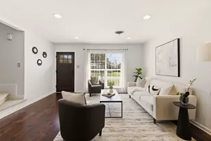 8100 Stillwood Ln, Austin, TX 78757 - Photo 8