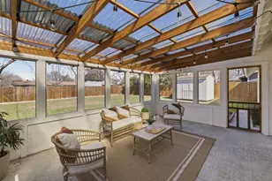 8100 Stillwood Ln, Austin, TX 78757 - Photo 32