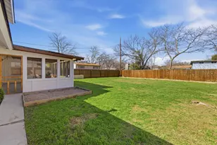 8100 Stillwood Ln, Austin, TX 78757 - Photo 34