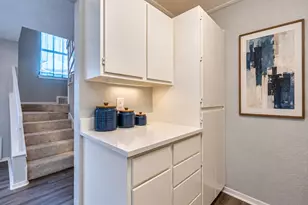 2018 W Rundberg Ln, Austin, TX 78758 - Photo 6