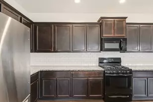 128 Dylan Dr, San Marcos, TX 78666 - Photo 8