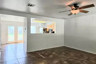161 Beech Dr, Kyle, TX 78640 - Photo 2