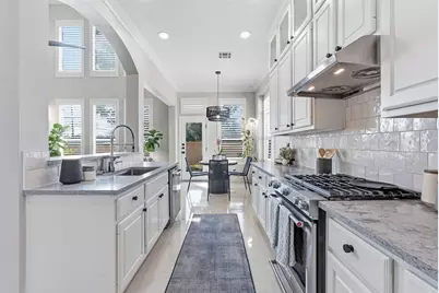 5000 Mission Oaks Boulevard #30, Austin, TX 78735 - Photo 2