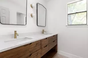 2609 Market Garden Ln, Austin, TX 78745 - Photo 6