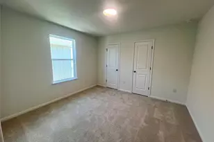 429 Young St, Buda, TX 78610 - Photo 12