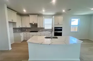 429 Young St, Buda, TX 78610 - Photo 2