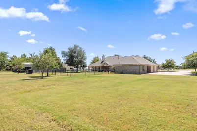 5421 Fm 619, Taylor, TX 76574 - Photo 40