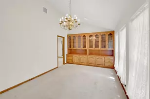 1403 Stone Ridge Dr, Taylor, TX 76574 - Photo 12