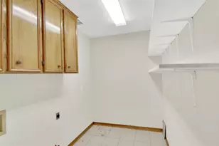 1403 Stone Ridge Dr, Taylor, TX 76574 - Photo 22