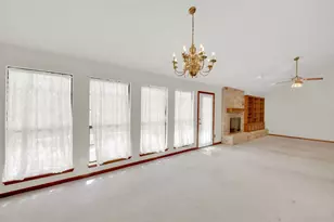 1403 Stone Ridge Dr, Taylor, TX 76574 - Photo 16