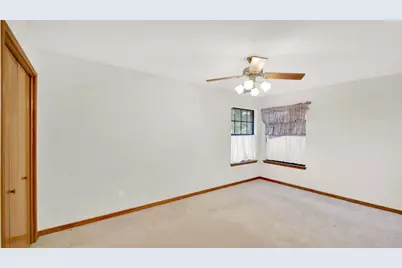 1403 Stone Ridge Drive, Taylor, TX 76574 - Photo 24