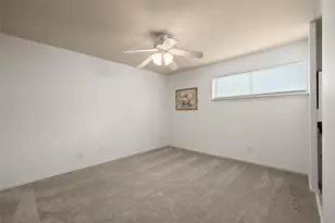 3613 Las Colinas Dr, Austin, TX 78731 - Photo 14