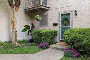 3613 Las Colinas Dr, Austin, TX 78731 - Photo 4