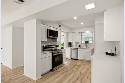 3613 Las Colinas Drive #C, Austin, TX 78731 - Photo 8