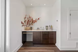 5201 E E Mlk Jr Blvd, Austin, TX 78721 - Photo 16