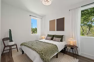 5201 E E Mlk Jr Blvd, Austin, TX 78721 - Photo 10