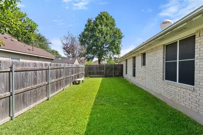 1105 Delia Chapa Lane, Hutto, TX 78634 - Photo 40