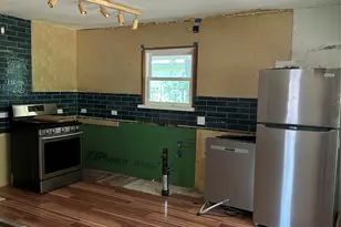 3303 Thompson St, Austin, TX 78702 - Photo 6