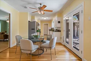 5904 Shoal Creek Blvd, Austin, TX 78757 - Photo 16