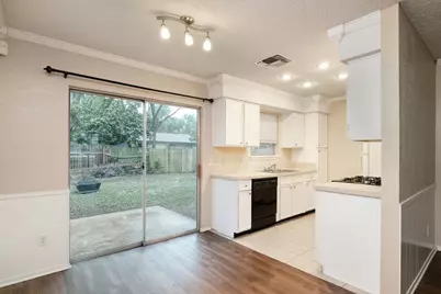 10419 Firethorn Lane, Austin, TX 78750 - Photo 4