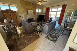 1908 Kahala Sunset Dr, Spicewood, TX 78669 - Photo 4