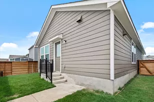 228 Patagonia St, Kyle, TX 78640 - Photo 18