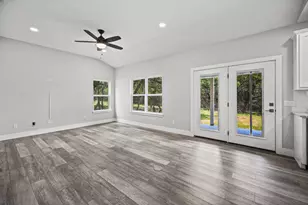 231 N Rainbow Ranch Rd, Wimberley, TX 78676 - Photo 10