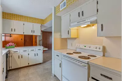 8401 Tecumseh Drive, Austin, TX 78753 - Photo 12