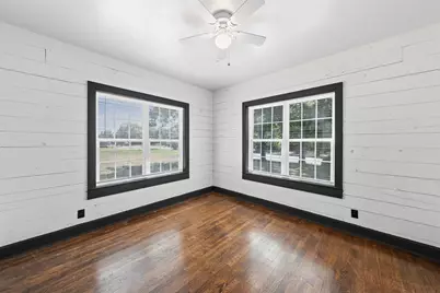 1707 N Travis Avenue, Cameron, TX 76520 - Photo 30