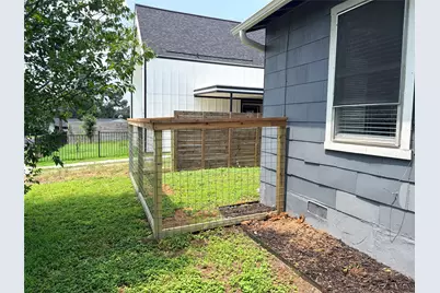 4709 Leslie Avenue, Austin, TX 78721 - Photo 30