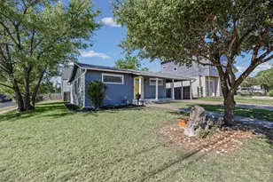 4709 Leslie Ave, Austin, TX 78721 - Photo 2