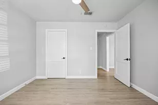 4709 Leslie Ave, Austin, TX 78721 - Photo 12