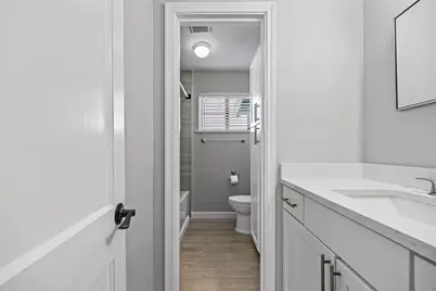 4709 Leslie Avenue, Austin, TX 78721 - Photo 14