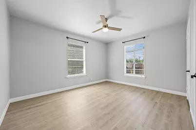 4709 Leslie Avenue, Austin, TX 78721 - Photo 12