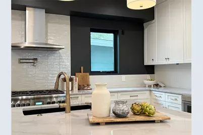 4304 Shoalwood Avenue, Austin, TX 78756 - Photo 6