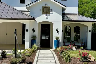 4304 Shoalwood Ave, Austin, TX 78756 - Photo 2