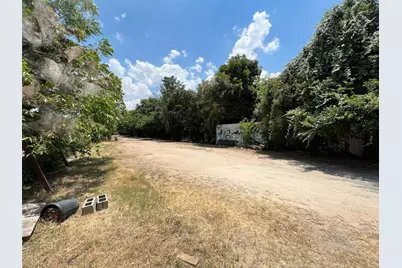 914 Shady Lane #Tract 1, Austin, TX 78702 - Photo 10
