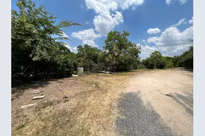 914 Shady Lane #Tract 1, Austin, TX 78702 - Photo 8
