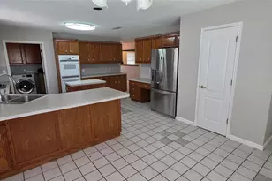16 Brenda Ln, Round Rock, TX 78665 - Photo 18
