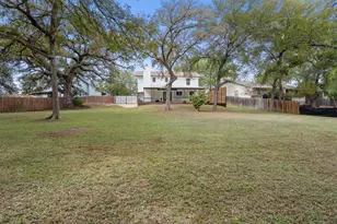 3002 Leaf Ln, Austin, TX 78759 - Photo 24