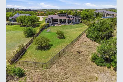 8801 Bellancia Drive, Austin, TX 78738 - Photo 32