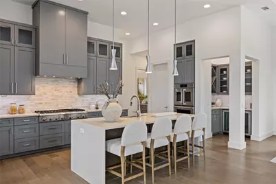 8801 Bellancia Drive, Austin, TX 78738 - Photo 10