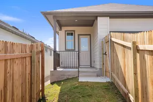 108 Tenny Ln, Kyle, TX 78640 - Photo 32