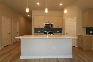 4513 Bridal Veil Dr, Austin, TX 78747 - Photo 6
