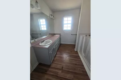 1019 San Jacinto Street, Lockhart, TX 78644 - Photo 18
